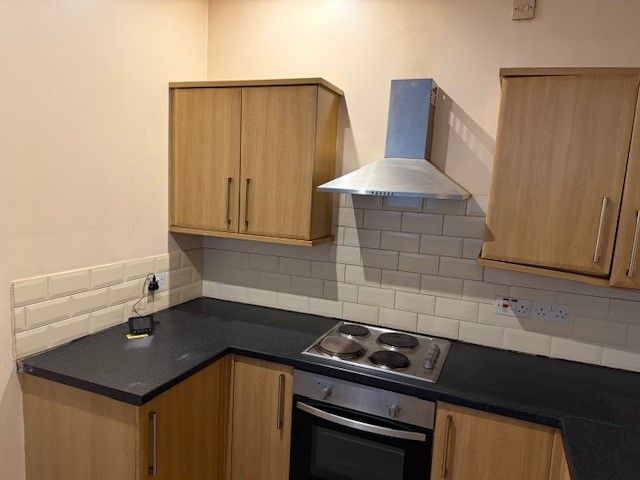 Property photo 2 of 6 Kitchen