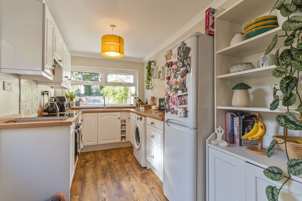 Property photo 2 of 22