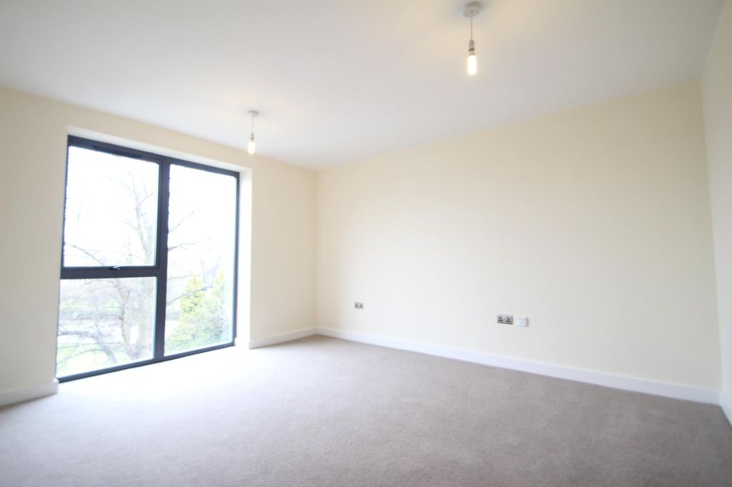 Property photo 3 of 10 Picture 3