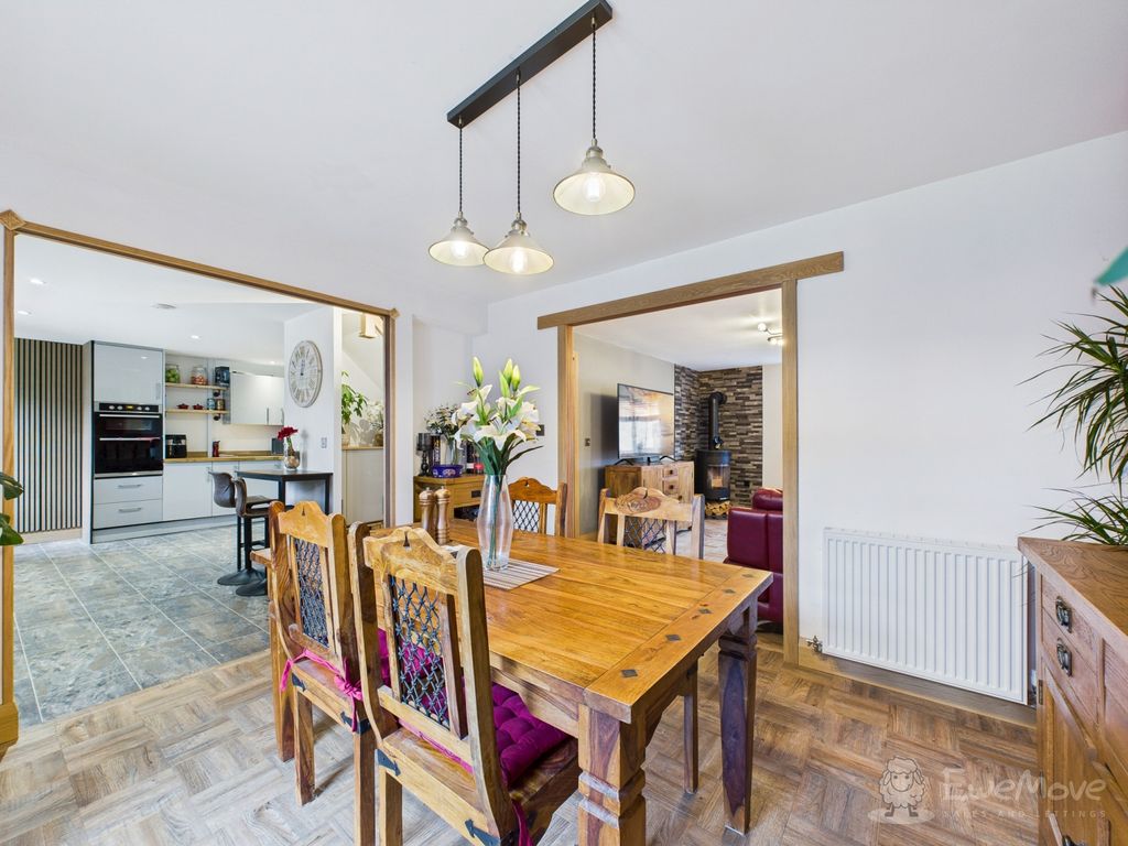 Property photo 2 of 16 Cam03624G0-Pr0182-Still009