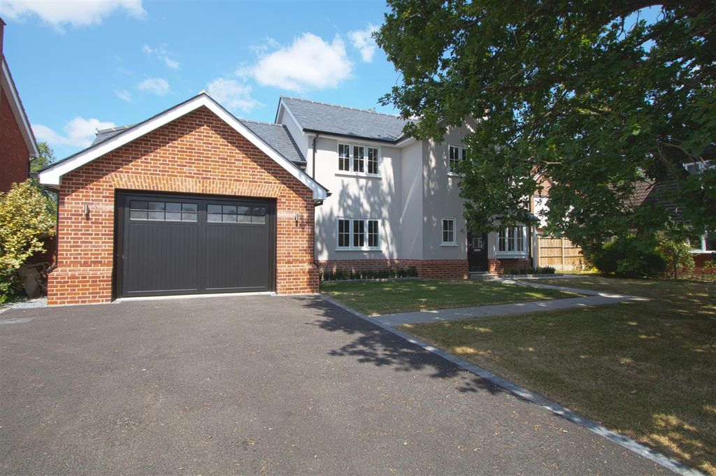 Property photo 3 of 27 Front1.Jpg