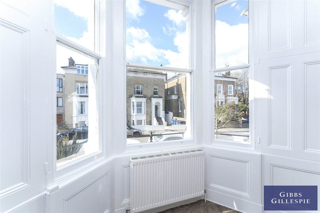 Property photo 2 of 10 Picture No. 01