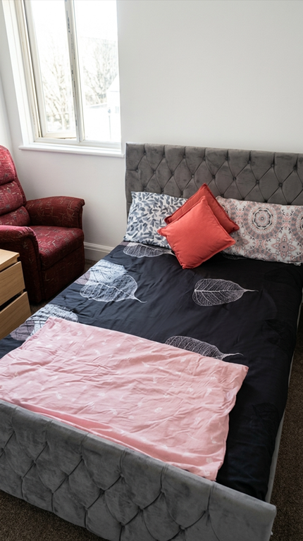 Property photo 2 of 3