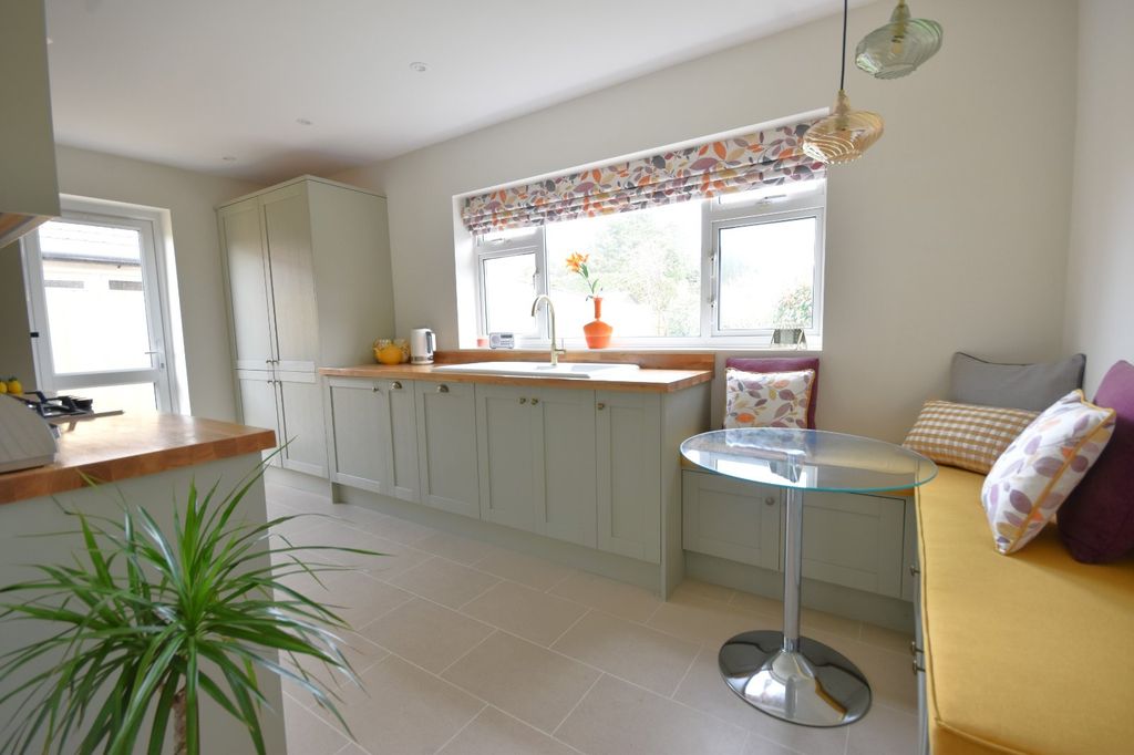 Property photo 2 of 13 Picture No. 06
