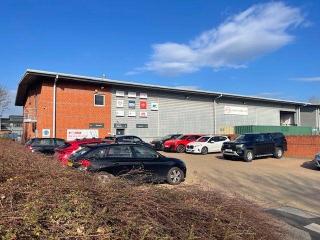 Property photo 2 of 12 Picture No. 16