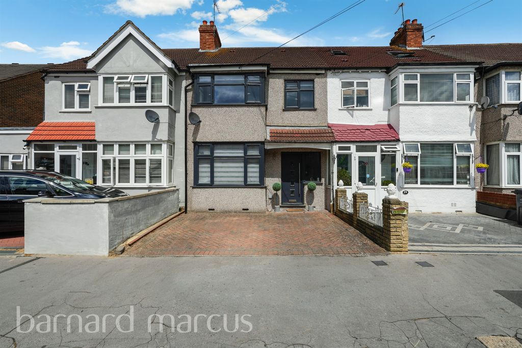 Property photo 1 of 23