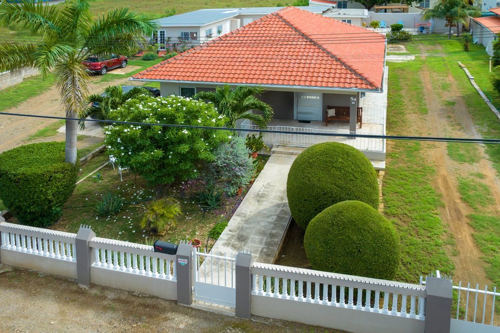 Property photo 1 of 30