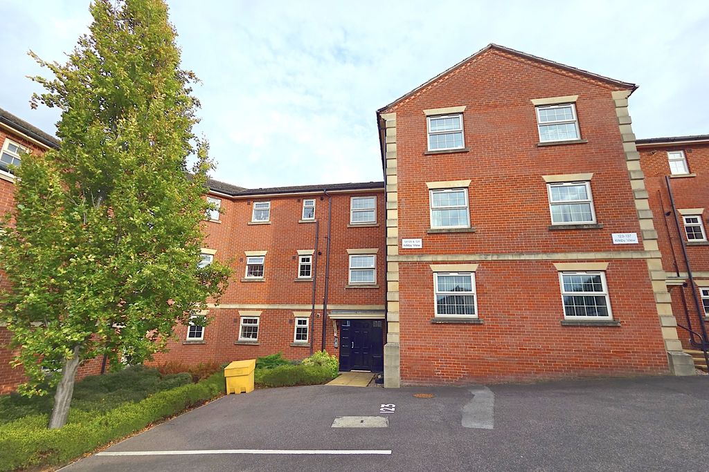 Property photo 1 of 10 Front External