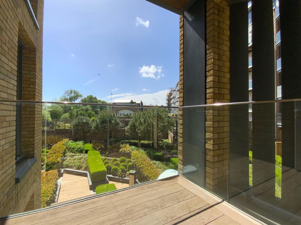 Property photo 3 of 19 Balcony.Jpg