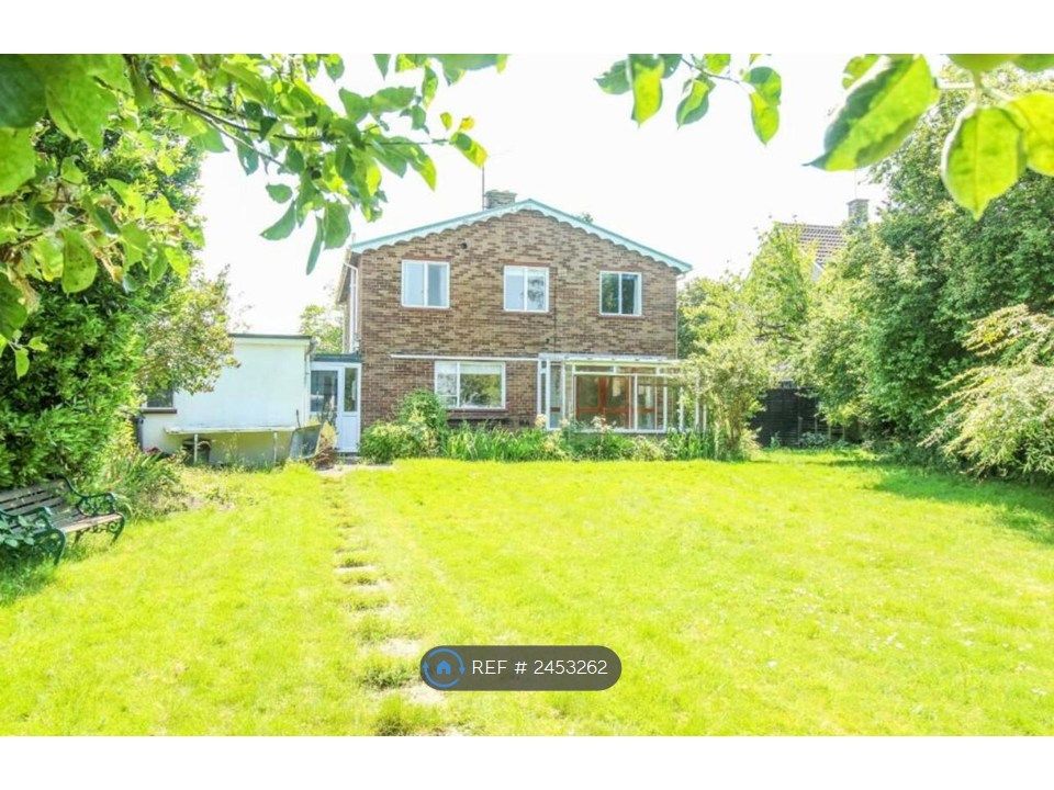 Property photo 2 of 8