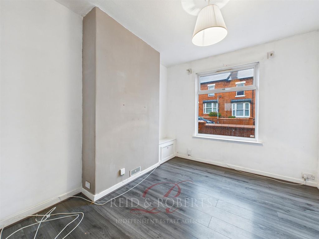 Property photo 2 of 23 Cam03999G0-Pr0198-Still012.Jpg