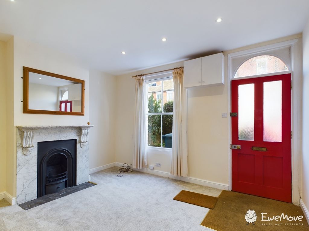 Property photo 2 of 17 Cam02899G0-Pr0039-Still001