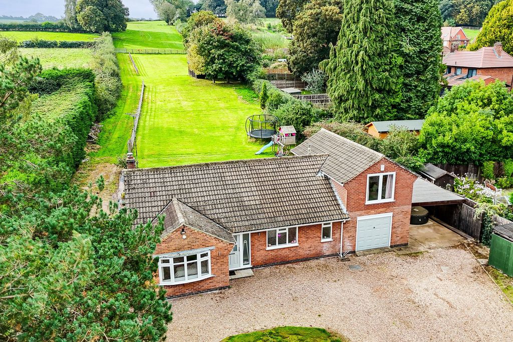 Property photo 1 of 35