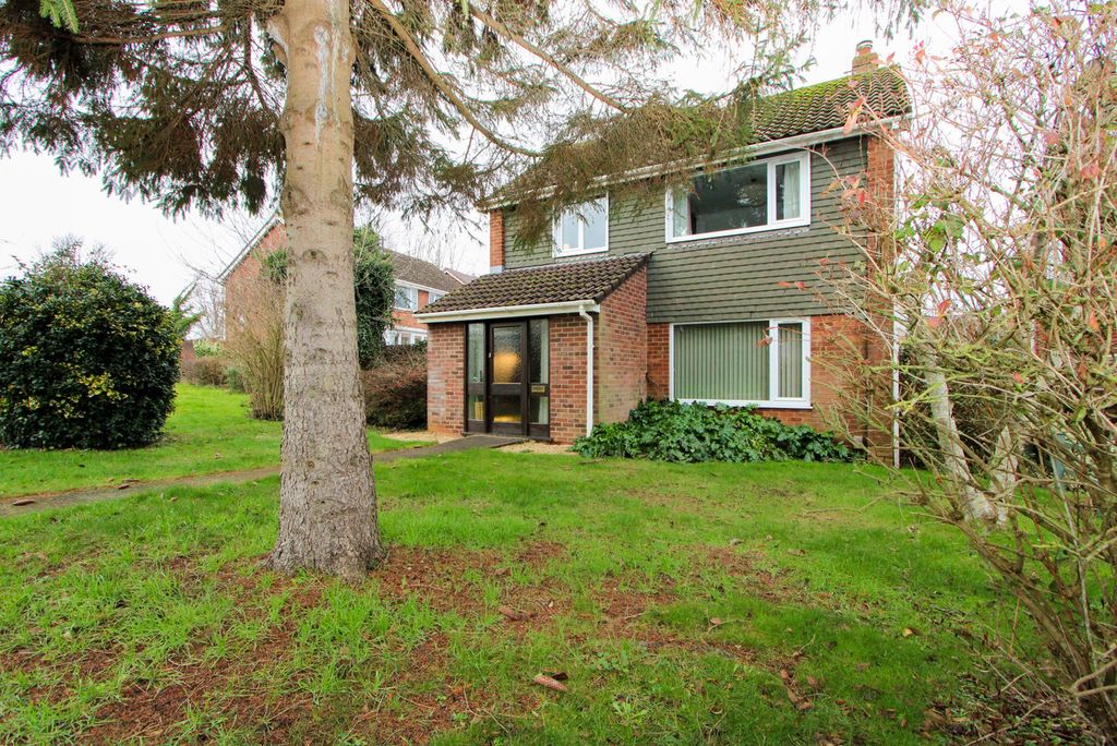 Property photo 1 of 26