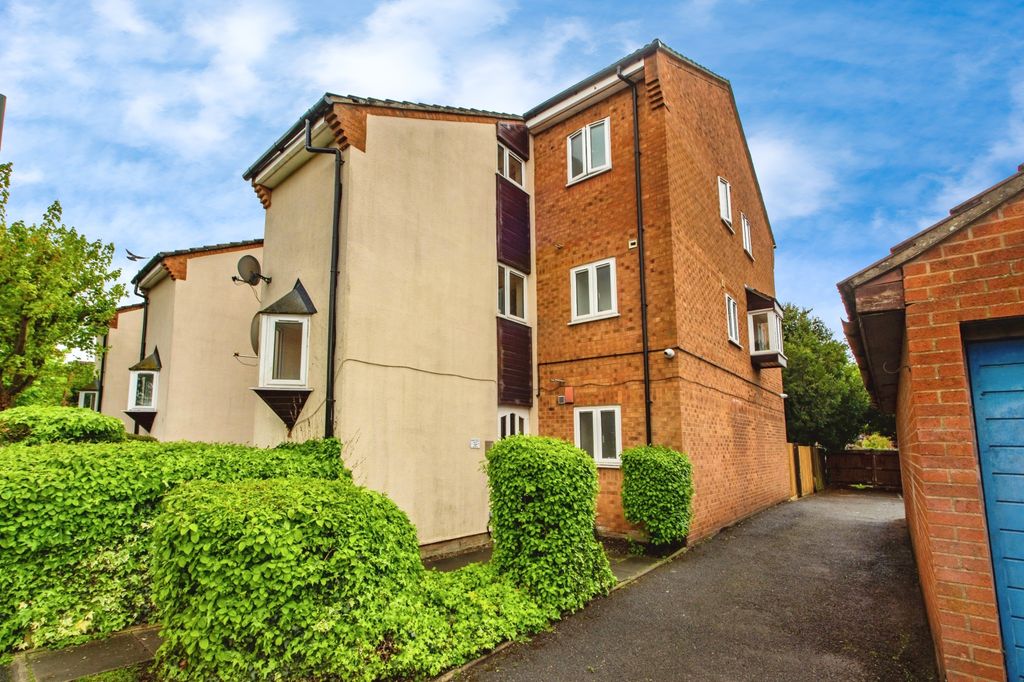 Property photo 1 of 15