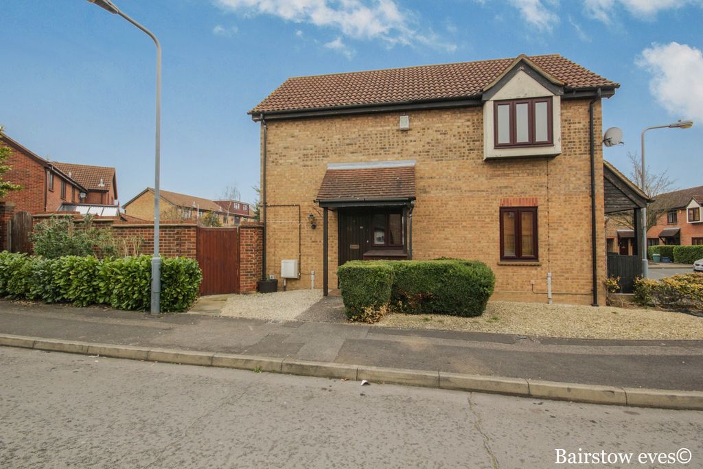 Property photo 1 of 8