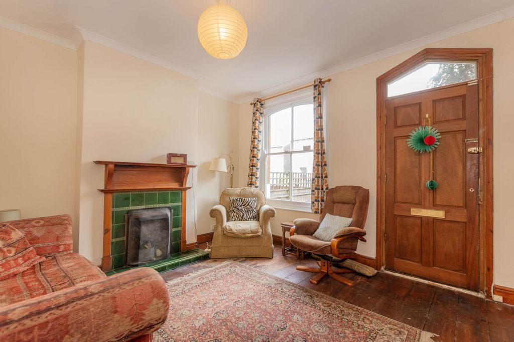 Property photo 2 of 14