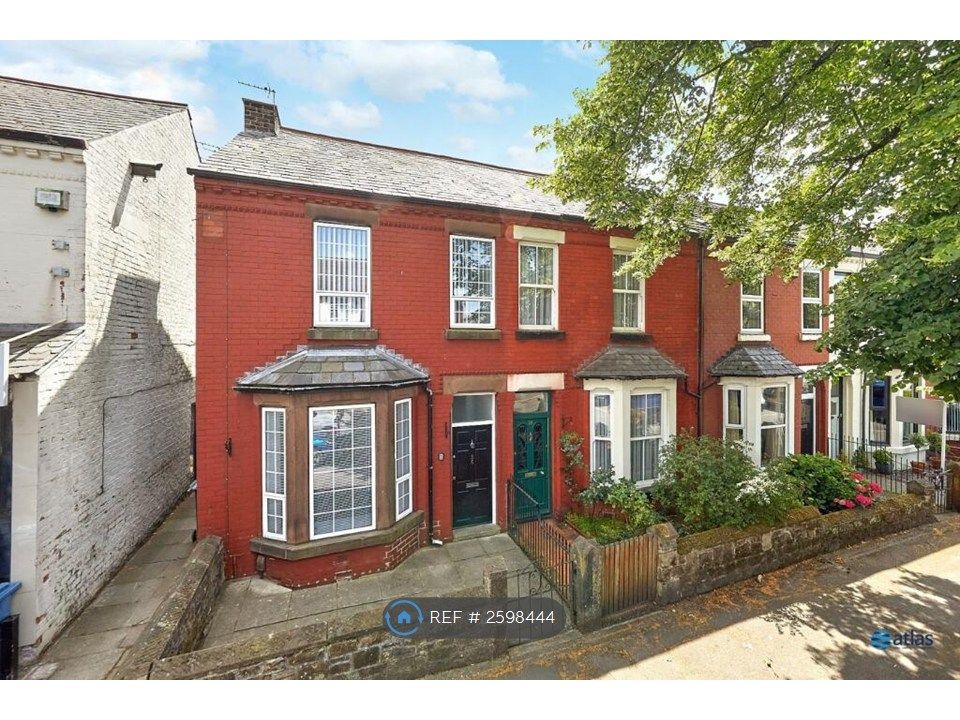 Property photo 2 of 17