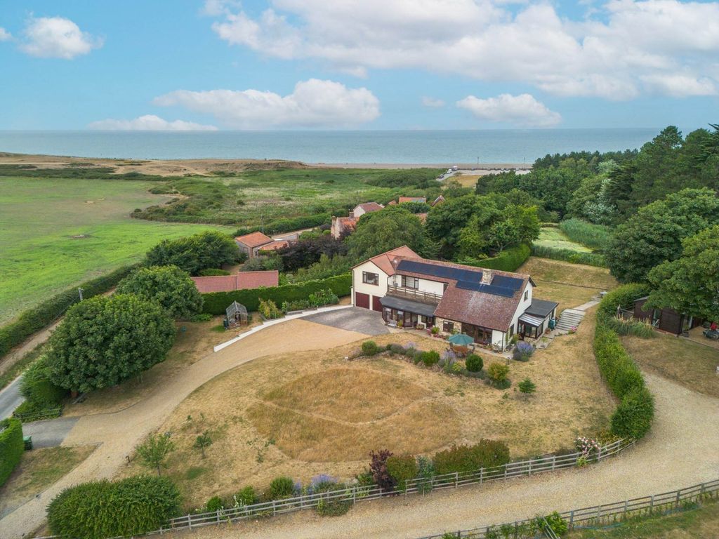 Property photo 1 of 33