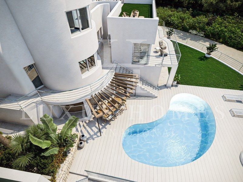 Property photo 3 of 14