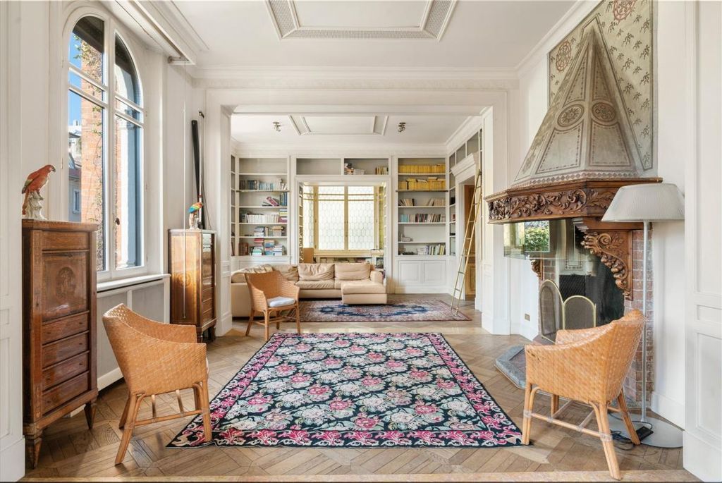 Property photo 1 of 40