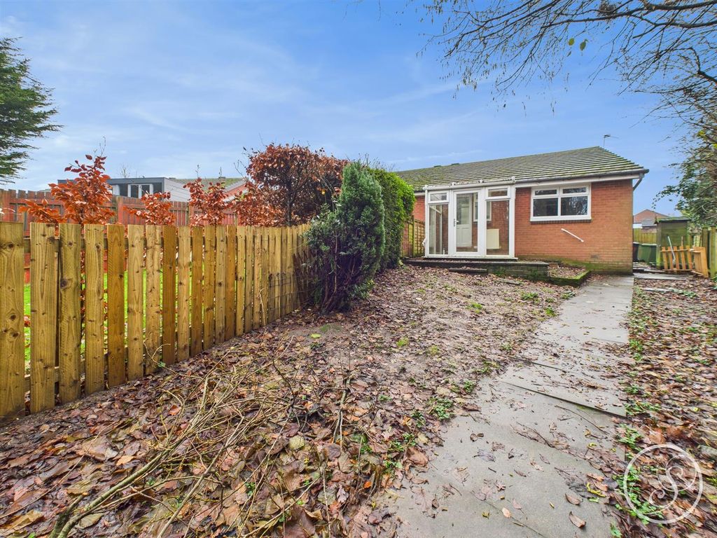 Property photo 3 of 16 Cam02071G0-Pr0782-Still006.Jpg