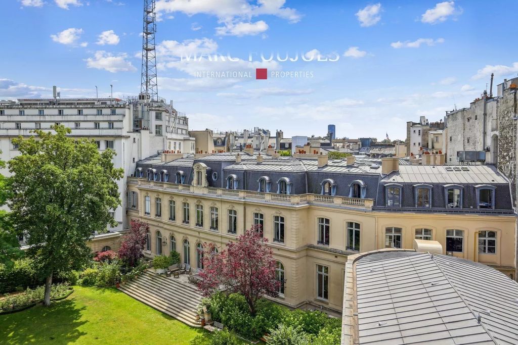 Property photo 1 of 15 Paris VIII - Saint-Honoré Elysées - Turnkey Apartment With Unobstructed View