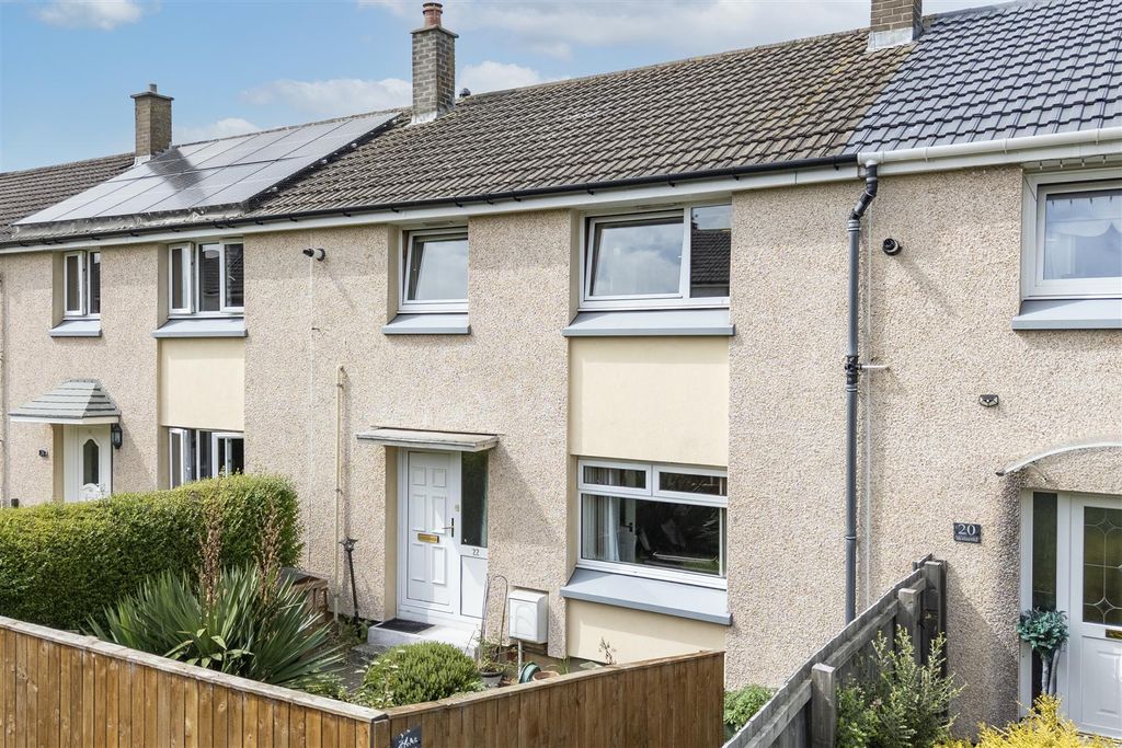 Property photo 1 of 15 22_Moredun_Park_Way-01.Jpg