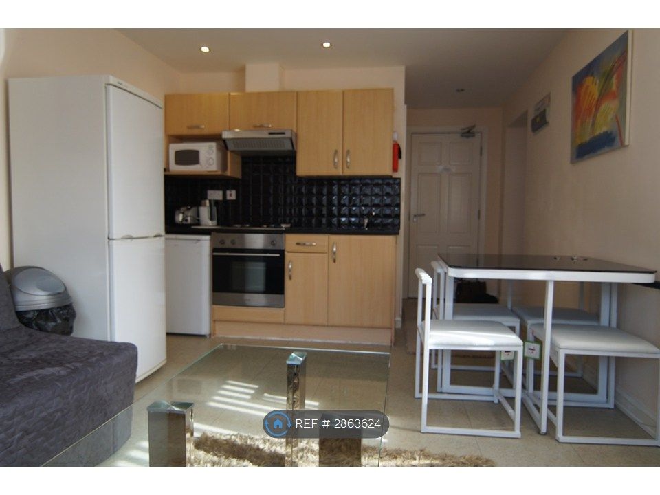 Property photo 3 of 5