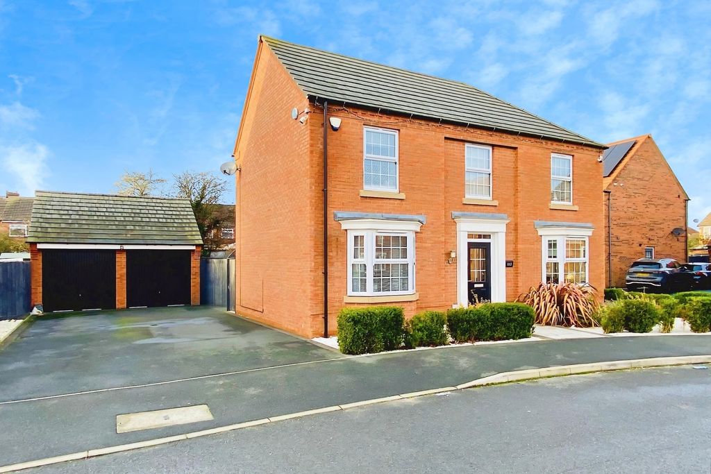 Property photo 1 of 26