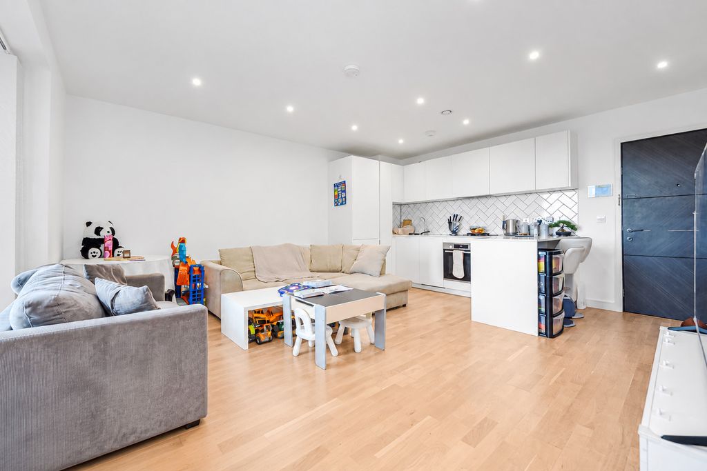 Property photo 1 of 9