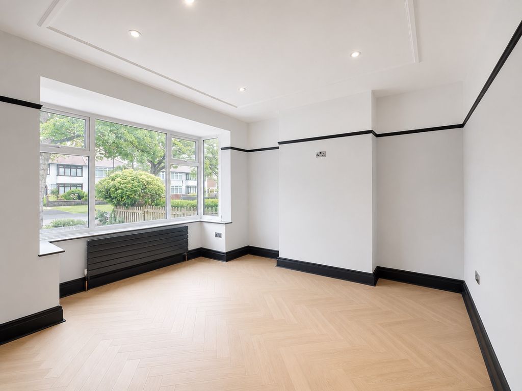 Property photo 3 of 14 5245782