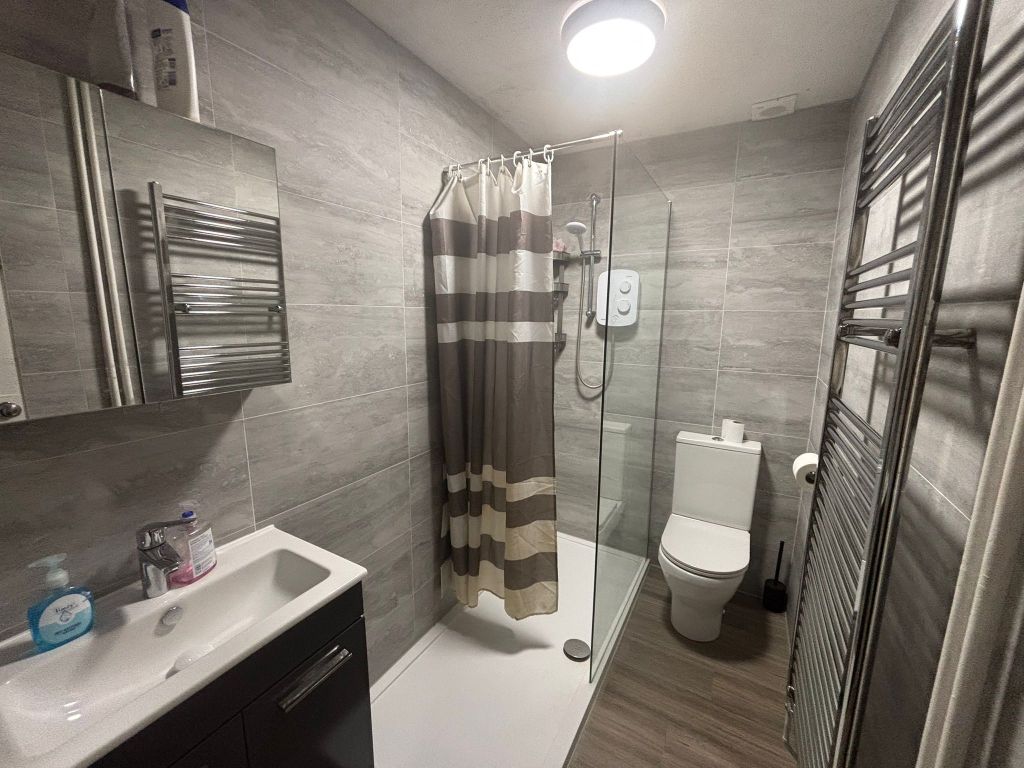 Property photo 3 of 3
