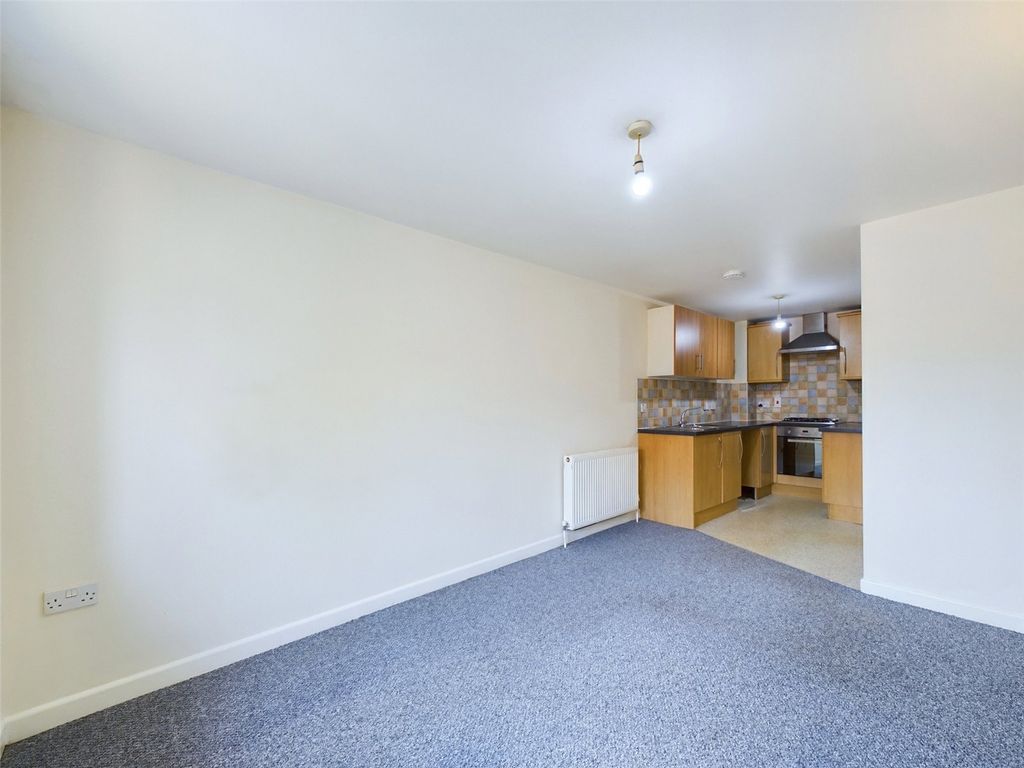 Property photo 2 of 8 Picture No. 04