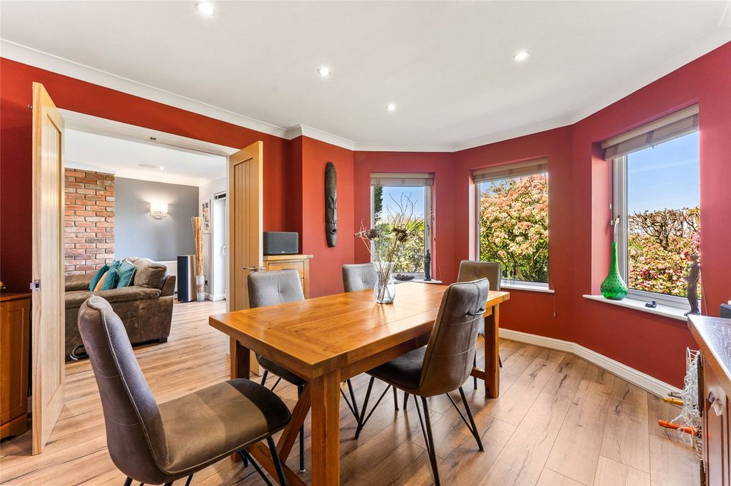 Property photo 3 of 25 Dining Room