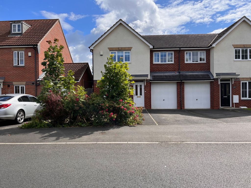 Property photo 1 of 39