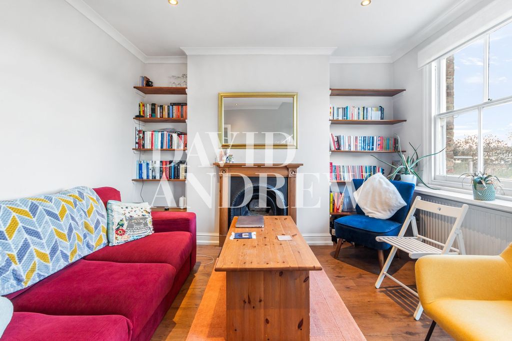 Property photo 1 of 12