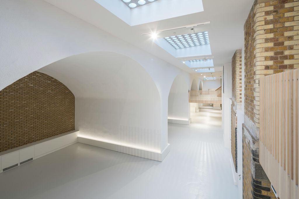 Property photo 2 of 54 MC37834763Hr.Jpg