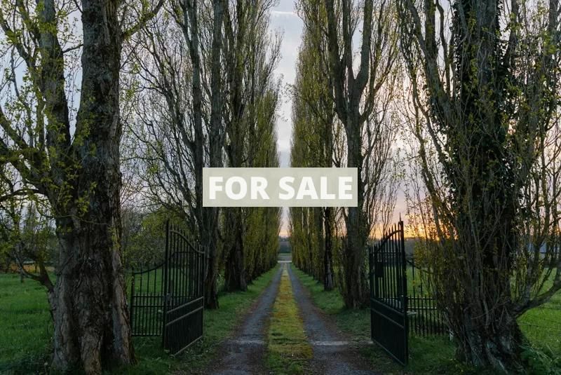 Property photo 2 of 8