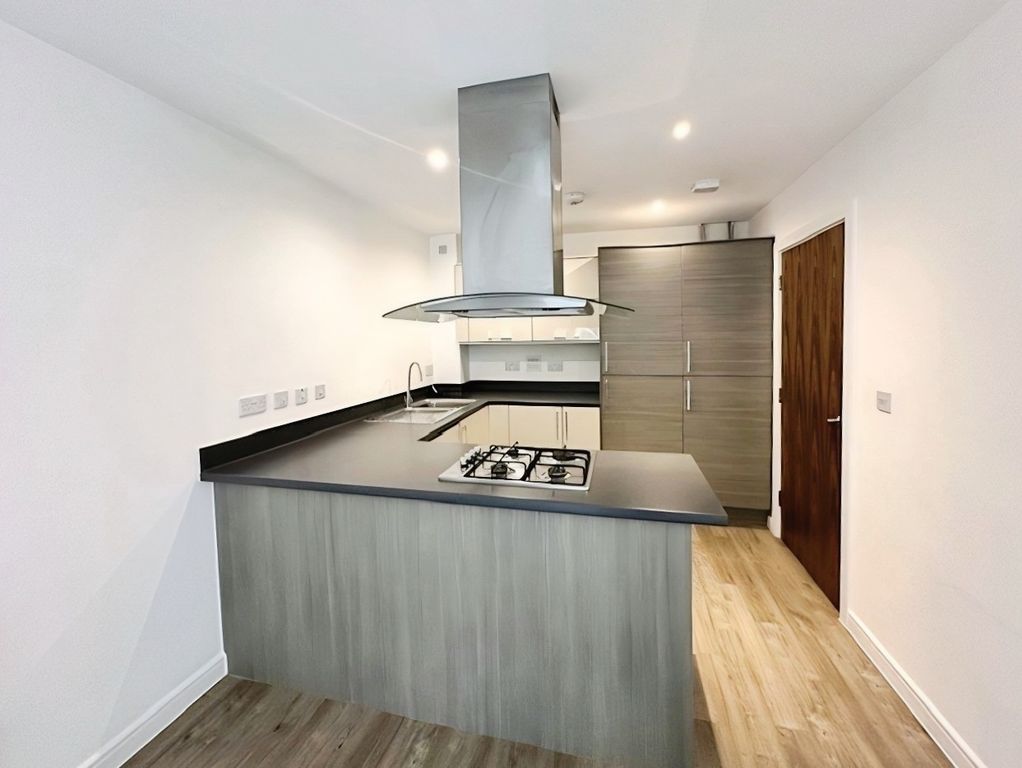 Property photo 1 of 27