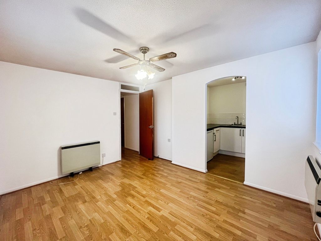 Property photo 3 of 8 View