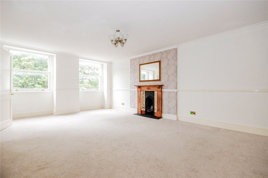 Property photo 1 of 10 Picture No. 08