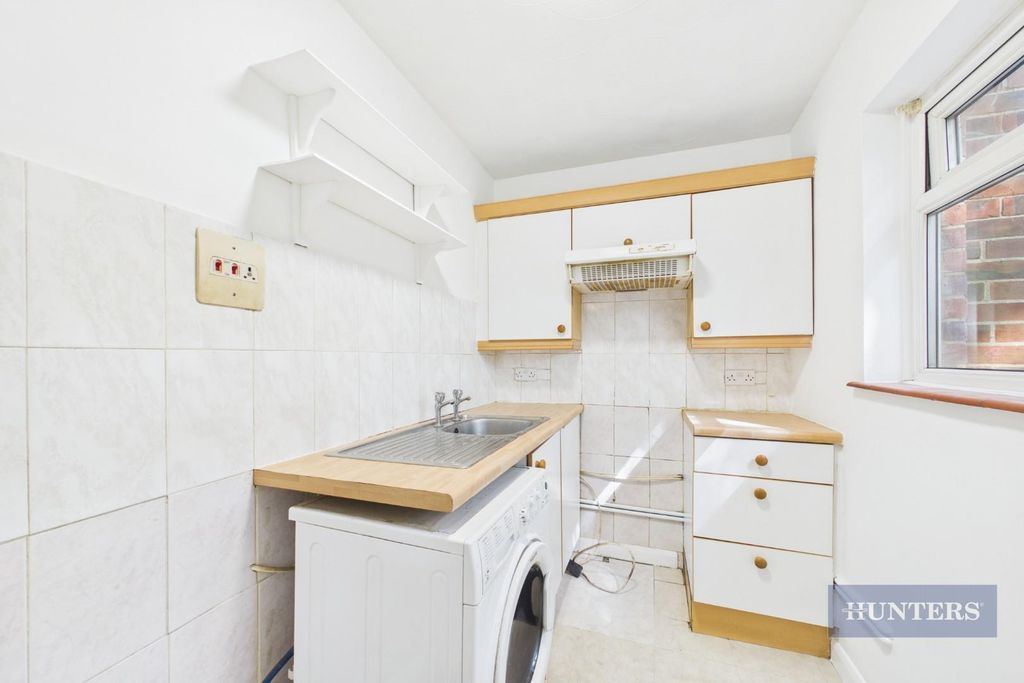 Property photo 2 of 7 Cam05152G0-Pr0513-Still010.Jpg