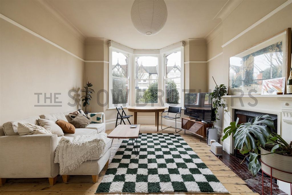 Property photo 3 of 29