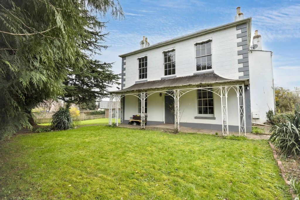 Property photo 1 of 26