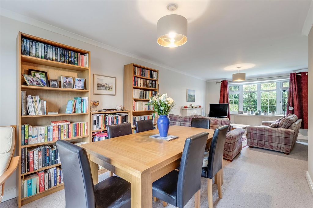 Property photo 3 of 17 Dining Area 2.Jpg