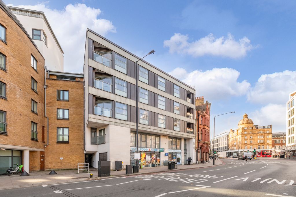 Property photo 1 of 9