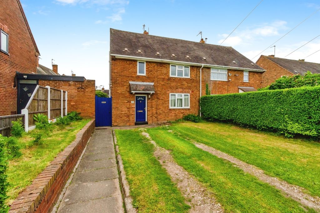 Property photo 1 of 12