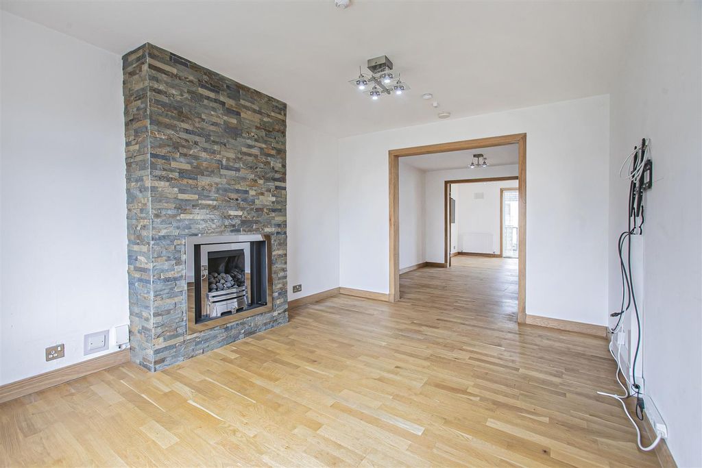 Property photo 2 of 35 7M3A1915.Jpg