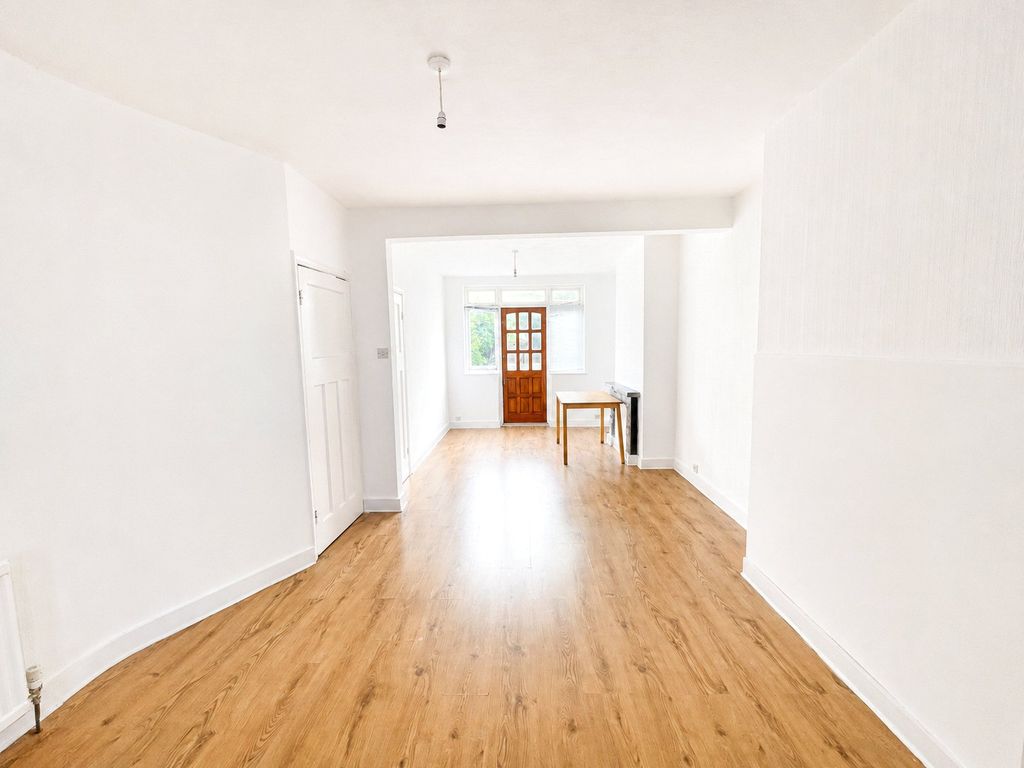 Property photo 1 of 11 Picture No. 16